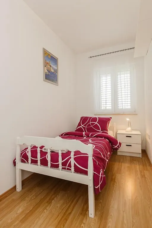 Apartment Anna Kaštela