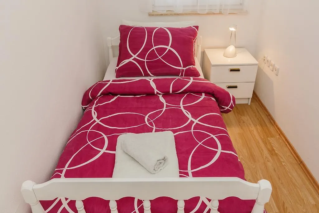 Apartment Anna Kaštela